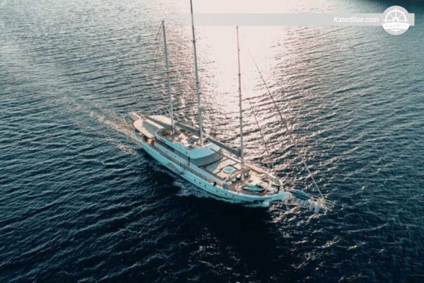 7 Nights Skippered 38m Gulet Charter from Bodrum Through the Gulf of Gökova with Orak Island, Seven Islands, Cleopatra Island and Karaada for up to 12 Guests