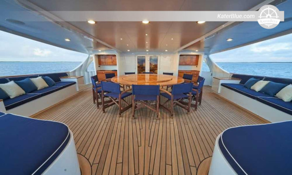 13-Day Weddell Sea and Eastern Antarctic Peninsula Luxury Expedition from Ushuaia aboard a 49m Explorer Yacht