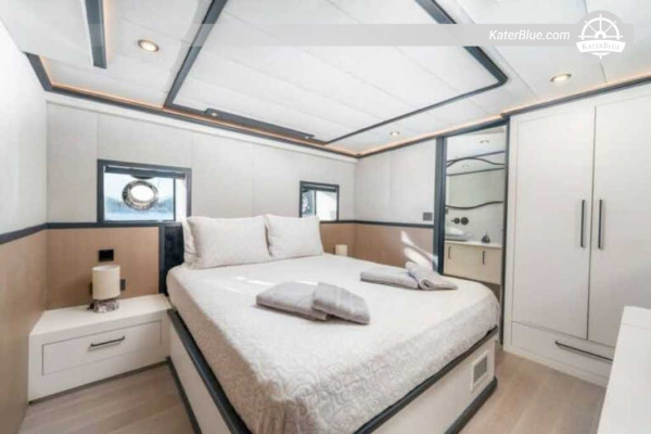 30m Crewed Luxury Yacht Charter Bodrum Hisarönü Gulf 7 Nights 12 Guests