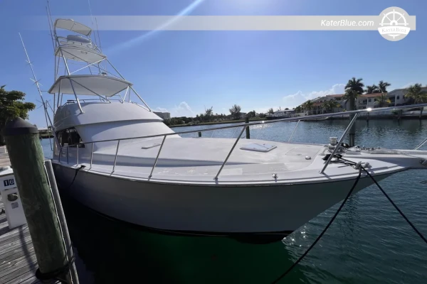 2001 Hatteras 65 Convertible for Sale – 19.81m Sportfishing Yacht, 3 Cabins, Boynton Beach Florida