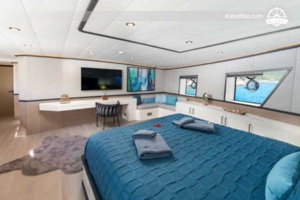 30m Crewed Luxury Yacht Charter Bodrum Hisarönü Gulf 7 Nights 12 Guests