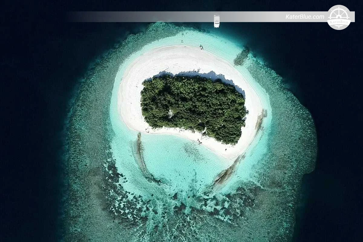 Weekly Private Yacht Charter South Malé & Vaavu Atolls Nurse Sharks Dolphins Sandbanks 7 Nights from Malé Maldives