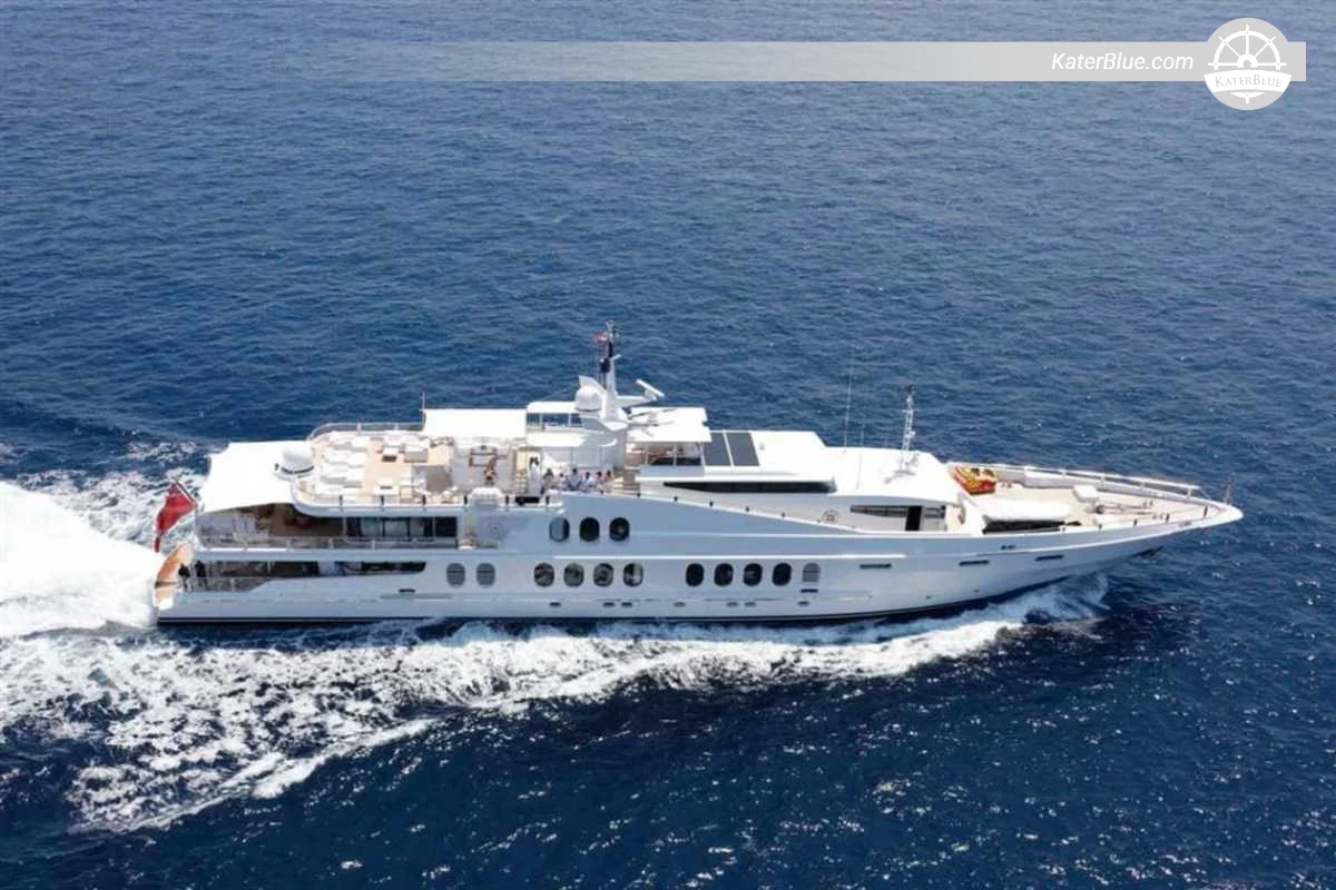 14-Day Crewed Oceanfast 55m Superyacht Voyage from Sydney to Fiji and Samoa with Whitsundays, Great Barrier Reef, Savusavu, Yasawa Islands, Denarau and Apia