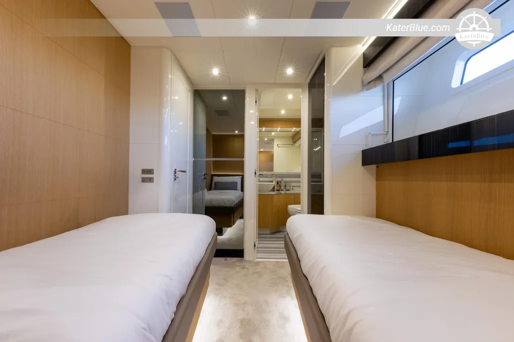 2018 Canados 888 Evolution 27.02m Flybridge Motor Yacht for Sale in Cannes France with 9 Cabins, Stabilizer and Williams Tender