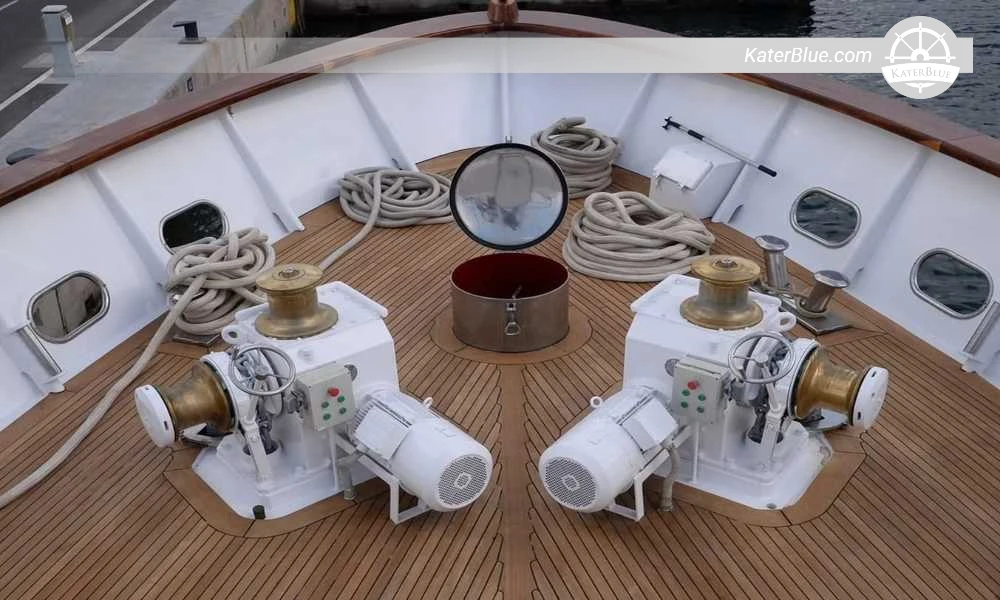 CRN Yachts 52.8m Luxury Motor Yacht for Sale in Palma, Spain – 1981 Build, 2019 Refit, 7 Cabins, 24-Knot Performance