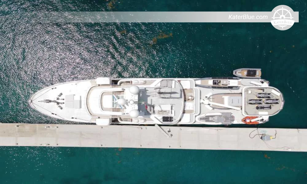 Schweers 59M Crewed Luxury Yacht Charter - 15-Day Dubai, Fujairah, Dibba, Musandam, Qatar & Abu Dhabi Route