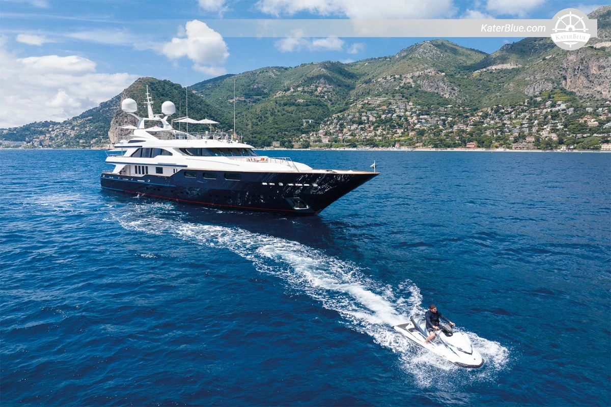 2000 Benetti Golden Bay 49.96m Steel Motor Yacht, Refit 2023 – Nice, France