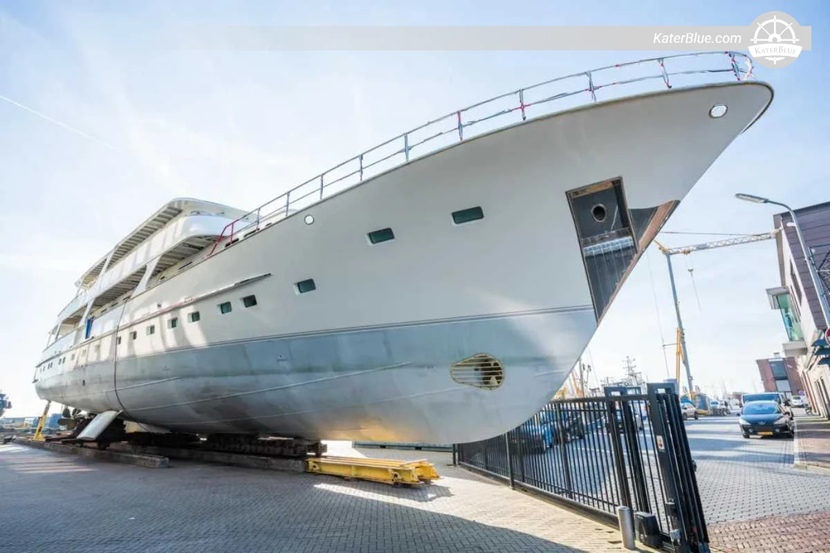 Feadship 44m 1975/2023 Refit Classic Luxury Yacht for Sale in Balk, Netherlands