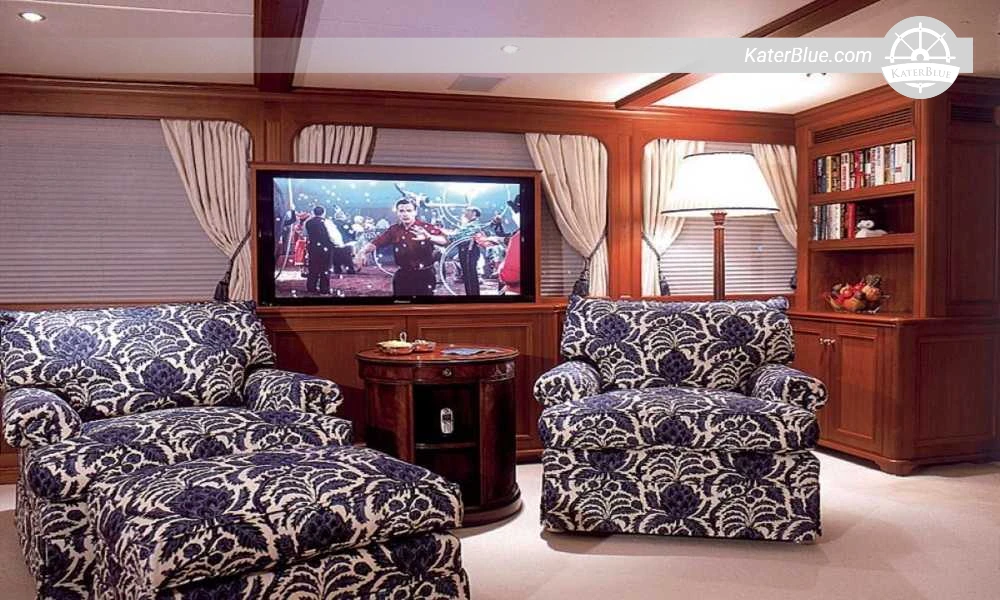 Holland Jachtbouw 32m Luxury Yacht for Sale – 2021 Refit, 3 Guest Cabins, Cayman Islands Flag, North Palm Beach