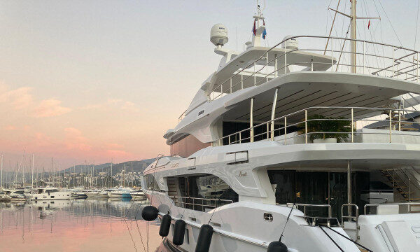 Modèle Benetti 116 MEDITERRANEO 2021 à vendre