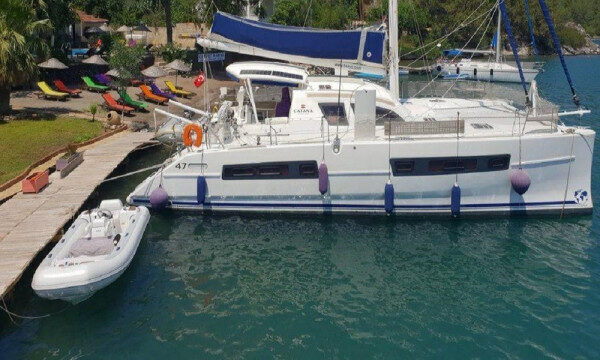 Noleggio settimanale di catamarani, noleggio privato e viaggio blu a Marmaris,Turchia