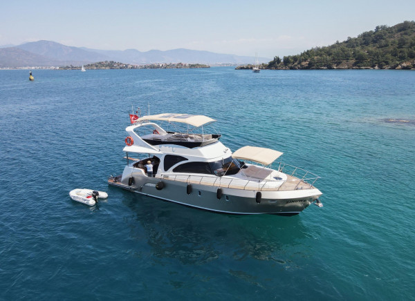 Noleggio barca a motore privata a Fethiye per 6 persone, Blue Voyage a Fethiye / Turchia