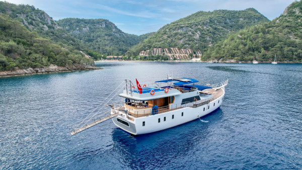 Affascinante noleggio di uno yacht privato a Fethiye Turchia