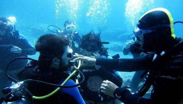 PADI SCUBA DUIKERCURSUS IN FETHIYE TURKIJE