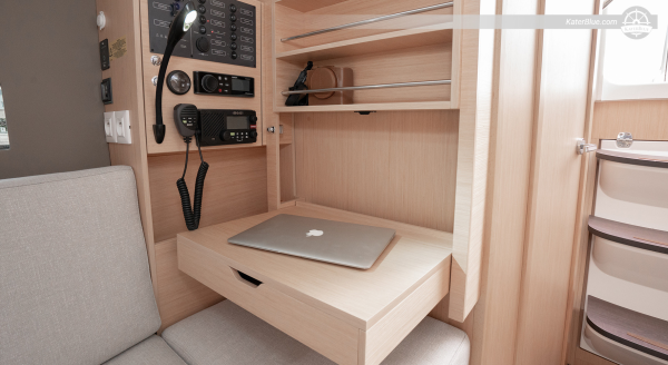 Yacht Beneteau ideale per charter settimanali Trogir-Croazia