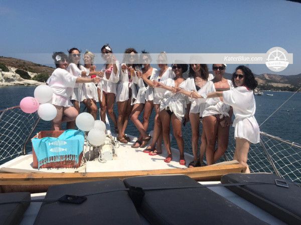 Noleggio di barche da pesca a motore, noleggio di pescherecci speciali a Izmir, Turchia