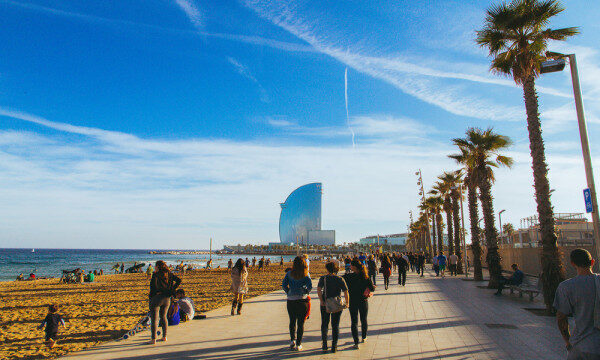 3-Hours private sail tour for families in Barcelona, Spain