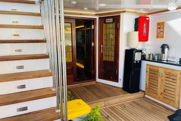 Sailing Tour Experience 25 Pax Luxury Yacht in Sharm El Sheikh, Egypt