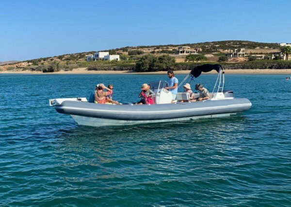 Paros Adaları Çevresinde Tercih Edilen Tekne Turları - Yunanistan, Aliki'de Deneyim