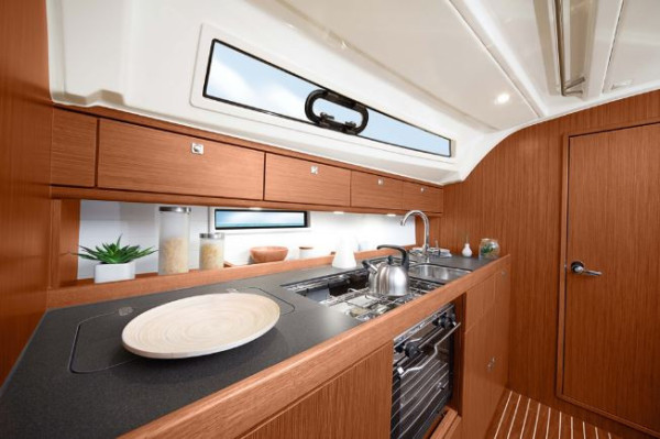 Vela con Bavaria 41 (SR V)