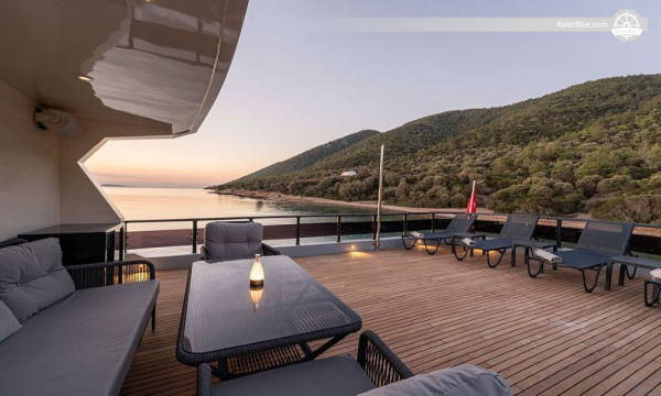 Luxury Crewed Weekly 6-Cabin Motor yacht Charter Yalikavak, Turkey