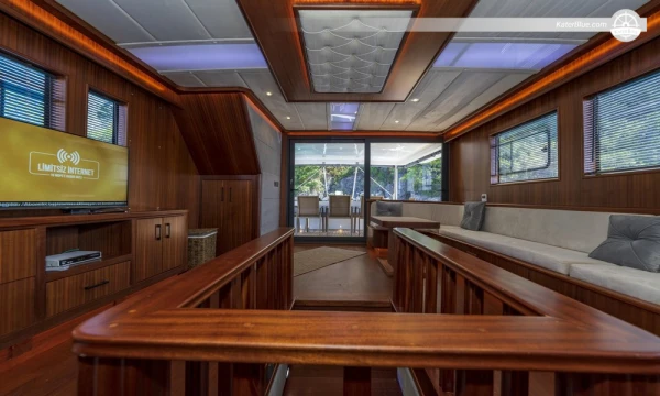 Luxe weekvakantie voor 8 gasten op de 22 meter lange trawler Yalikavak in Turkije
