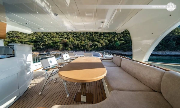 Elegante luxe trawler van 20 meter: wekelijkse charter in Yalikavak, Turkije