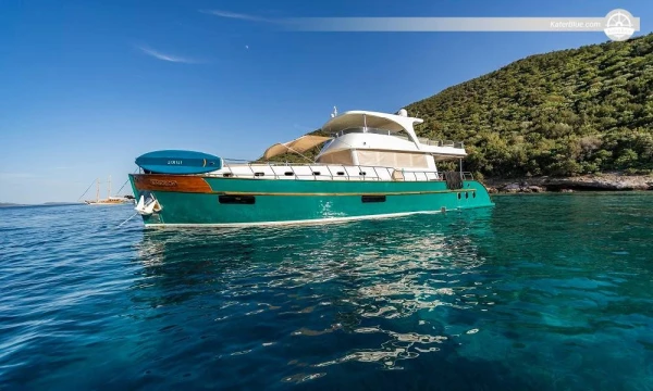 Elegante luxe trawler van 20 meter: wekelijkse charter in Yalikavak, Turkije