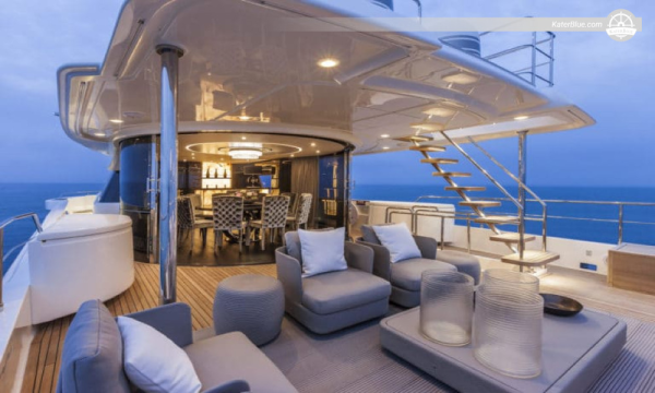 Luxury Weekly Super yacht Charter 5 Cabins Antibes, France
