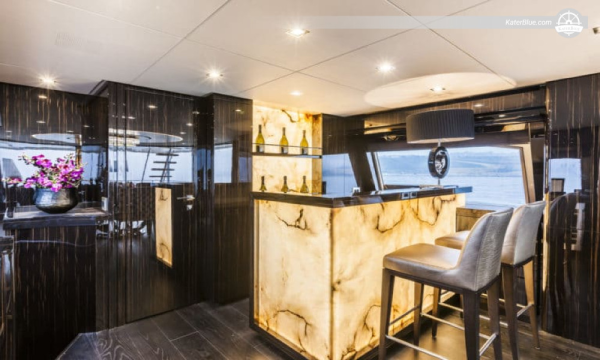 Luxury Weekly Super yacht Charter 5 Cabins Antibes, France