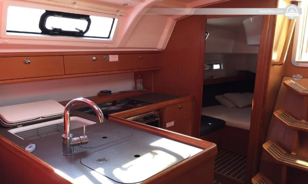 Weekly Bareboat Charter: Southern Dalmatia Escape
