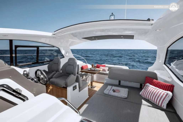 Azimut Atlantis 45, 2021 – For Sale | 14.6m Motor Yacht, 3 Cabins, Genoa, Italy