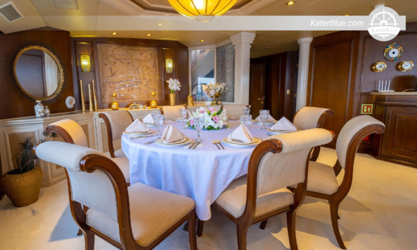 Deluxe yacht 4 luxury cabins weekly cruise Yalikavak Turkey