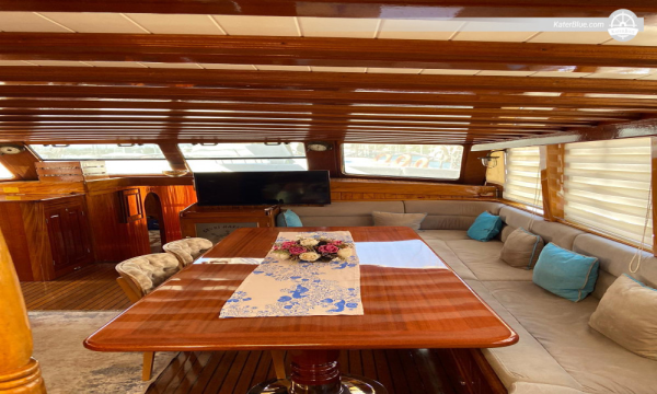 Weekly gulet sailing voyage for 12-pax Yalikavak Turkey
