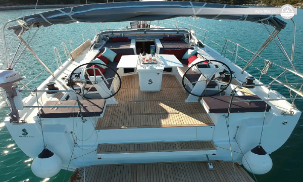 5 cabins luxury sailing yacht weekly cruise Zadar Croatia