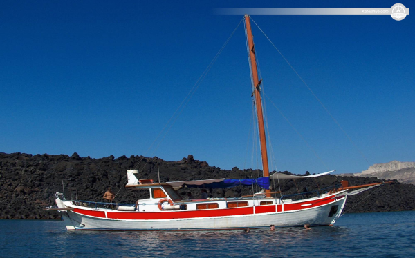 Full Day Culture Cruise Santorini, Greece
