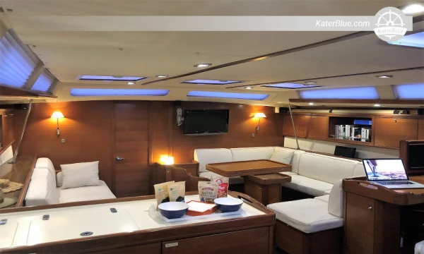 Sailing Splendor Hald-Day Morning Charter Valencia, Spain