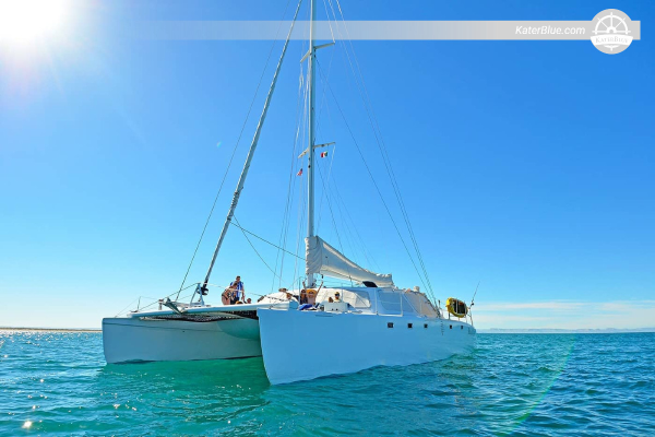All inclusive catamaran charter Isla-Espiritu-Santo Mexico
