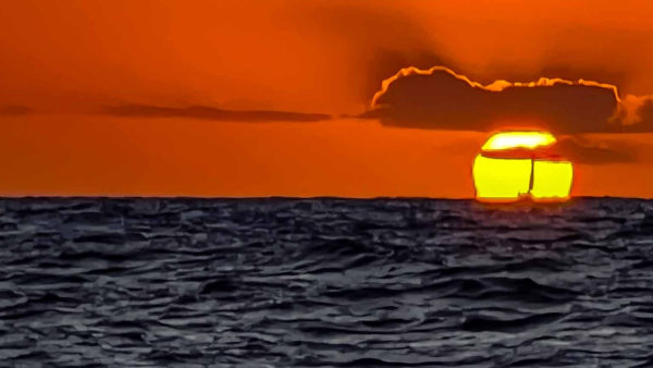 Overnight private charter from Miami to Key Largo aboard Beneteau Oceanis 400