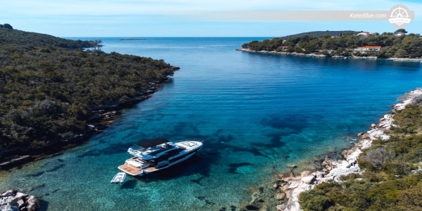 Stomorska Weekly Charter Experience Seget Donji, Croatia